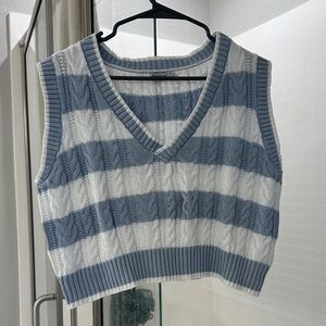 Stradivarius White and Blue Striped Knit Vest